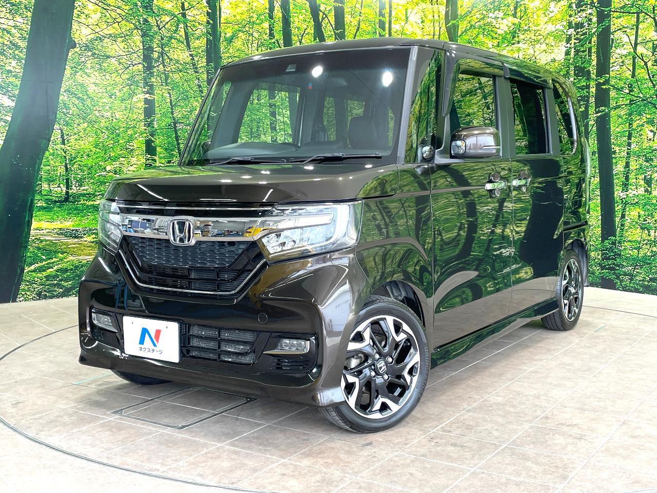 2018 Honda N-BOX CUSTOM DBA-JF3