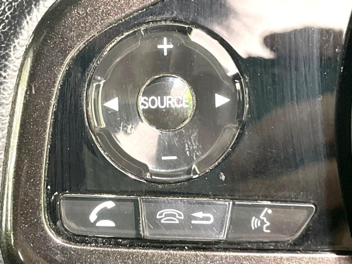 2018 Honda N-BOX CUSTOM DBA-JF3 (UW-69f02163dab38)[15]