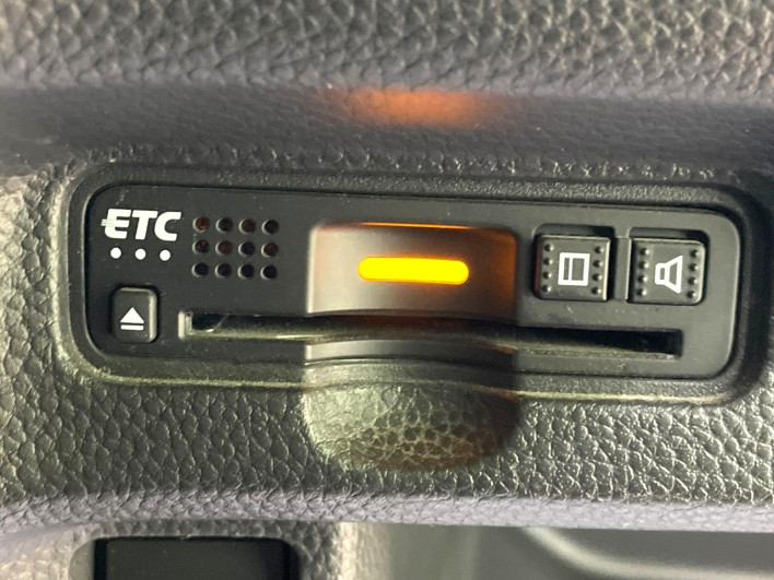 2018 Honda N-BOX CUSTOM DBA-JF3 (UW-69f02163dab38)[22]