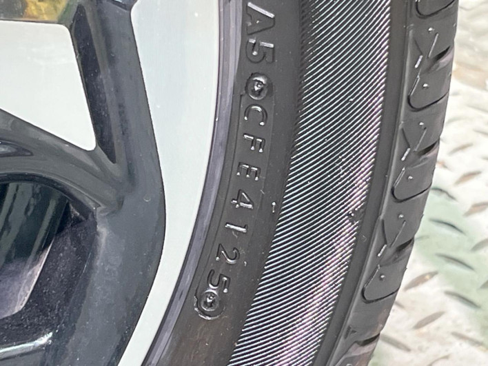 2019 Honda N-BOX CUSTOM DBA-JF3 (UW-69f021643cb28)[12]