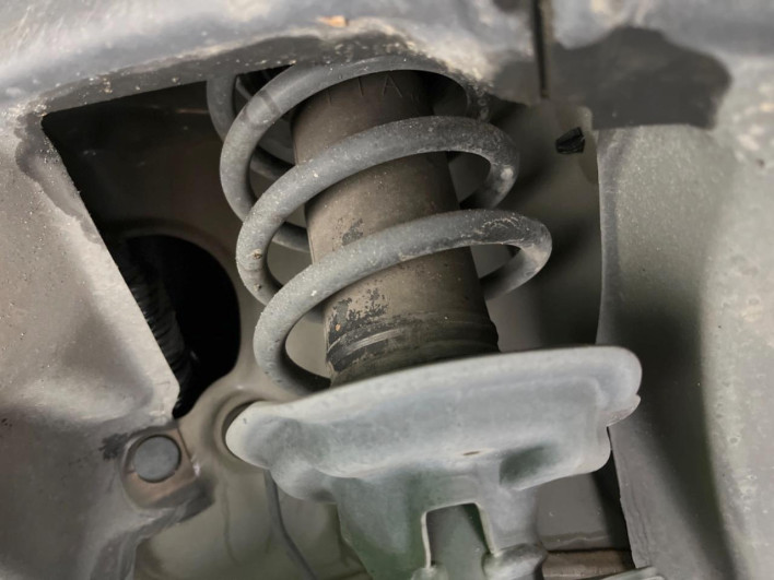 2020 Honda N-BOX CUSTOM 6BA-JF3 (UW-69f0216489f51)[4]