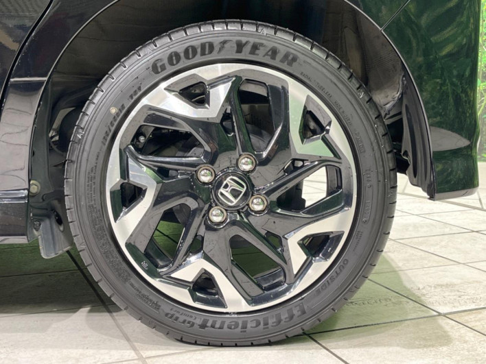 2020 Honda N-BOX CUSTOM 6BA-JF3 (UW-69f0216489f51)[13]