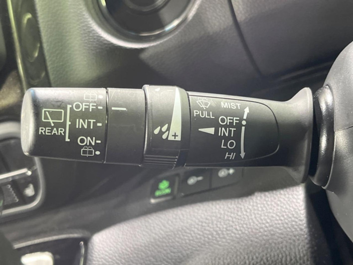 2020 Honda N-BOX CUSTOM 6BA-JF3 (UW-69f0216489f51)[29]