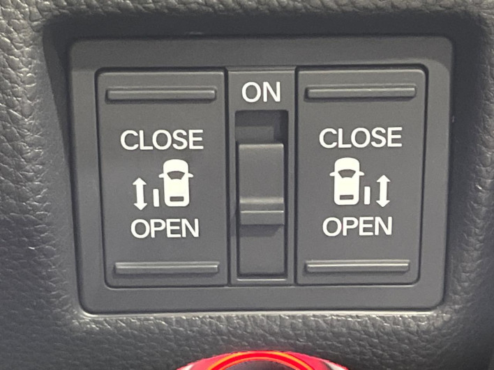 2020 Honda N-BOX CUSTOM 6BA-JF3 (UW-69f0216584c25)[18]