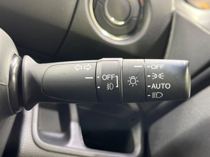 2020 Honda N-BOX CUSTOM 6BA-JF3 (UW-69f0216584c25)[12]