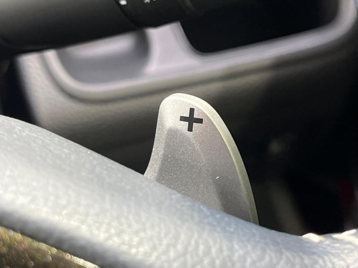 2020 Honda N-BOX CUSTOM 6BA-JF3 (UW-69f0216584c25)[14]