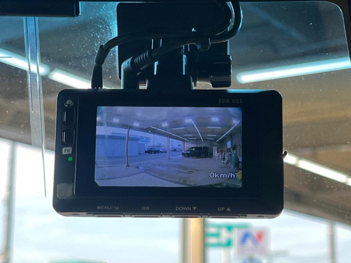 2020 Honda N-BOX CUSTOM 6BA-JF3 (UW-69f0216584c25)[24]