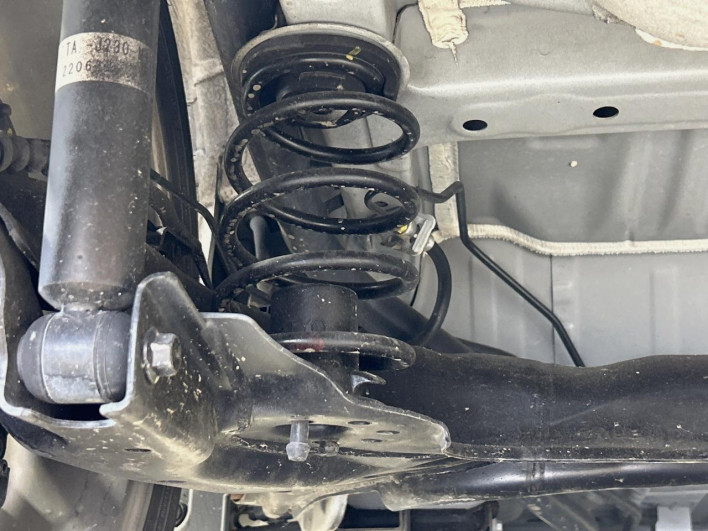 2022 Honda N-BOX CUSTOM 6BA-JF3 (UW-69f0216688e90)[24]