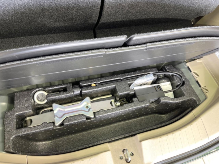 2019 Honda N-BOX 6BA-JF4 (UW-69f0216ca4f7b)[19]