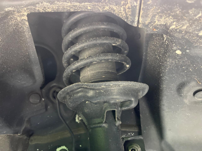 2017 Honda N-BOX CUSTOM DBA-JF4 (UW-69f0216ca6855)[27]