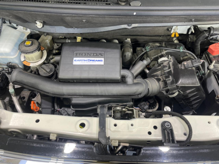 2017 Honda N-BOX CUSTOM DBA-JF4 (UW-69f0216ca6855)[5]