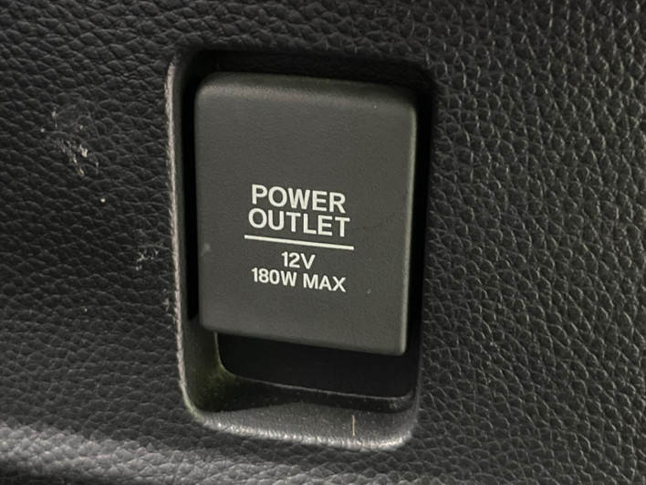 2017 Honda N-BOX CUSTOM DBA-JF4 (UW-69f0216ca6855)[20]