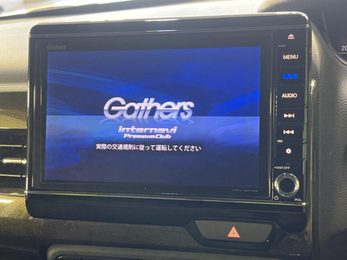 2017 Honda N-BOX CUSTOM DBA-JF4 (UW-69f0216ca6855)[11]