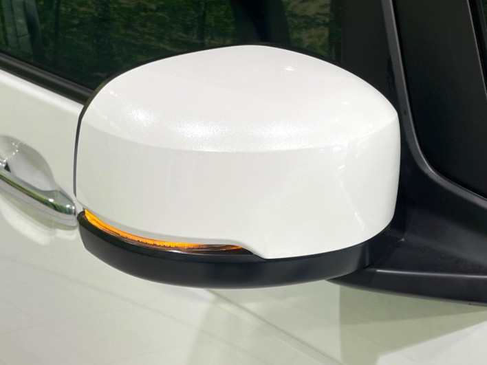 2026 Honda N-BOX CUSTOM 6BA-JF5 (UW-69f02170d4893)[4]