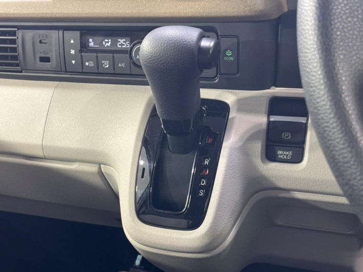 2024 Honda N-BOX 6BA-JF6 (UW-69f0217158da4)[14]