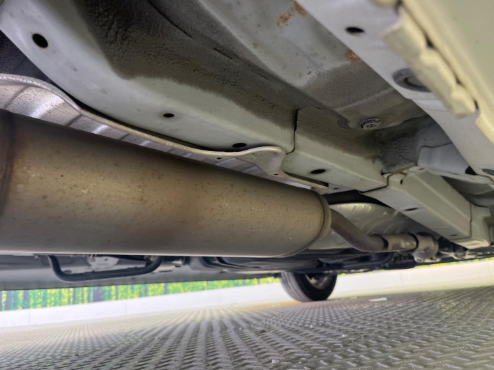 2015 Honda N-WGN Custom DBA-JH1 (UW-69f021730c9a7)[23]