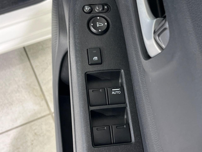 2017 Honda N-WGN DBA-JH1 (UW-69f02173bb802)[28]