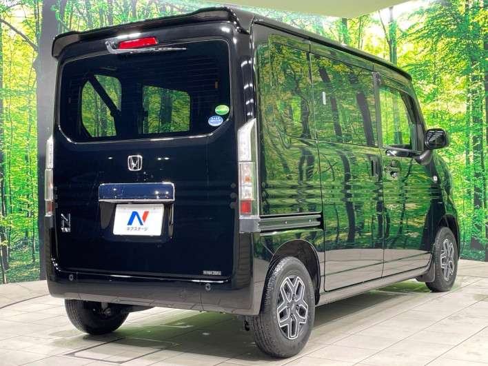 2018 Honda N-VAN Style HBD-JJ1 (UW-69f021756da16)[11]