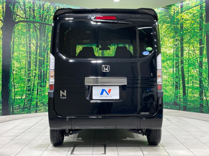 2018 Honda N-VAN Style HBD-JJ1 (UW-69f021756da16)[24]
