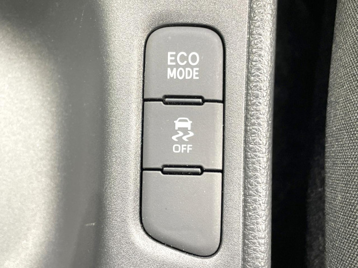 2021 Toyota Yaris 5BA-KSP210 (UW-69f0217dc7cd2)[11]