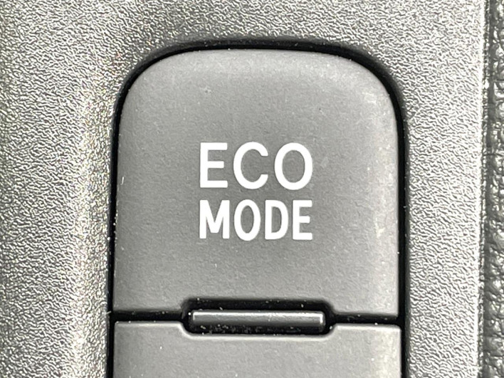 2021 Toyota Yaris 5BA-KSP210 (UW-69f0217dc7cd2)[12]