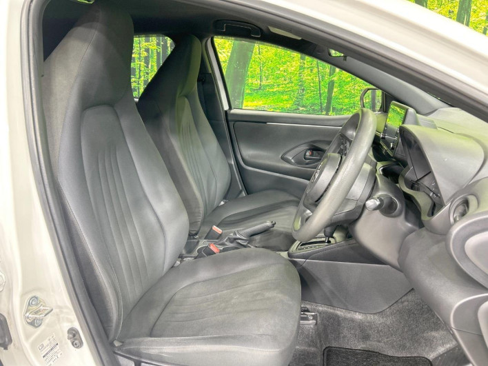 2021 Toyota Yaris 5BA-KSP210 (UW-69f0217e19ff6)[24]