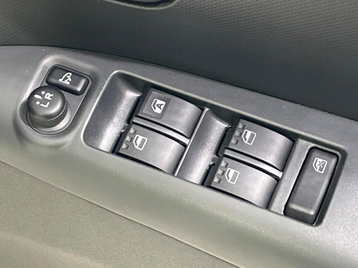2012 Daihatsu Tanto DBA-L385S (UW-69f0218243525)[26]