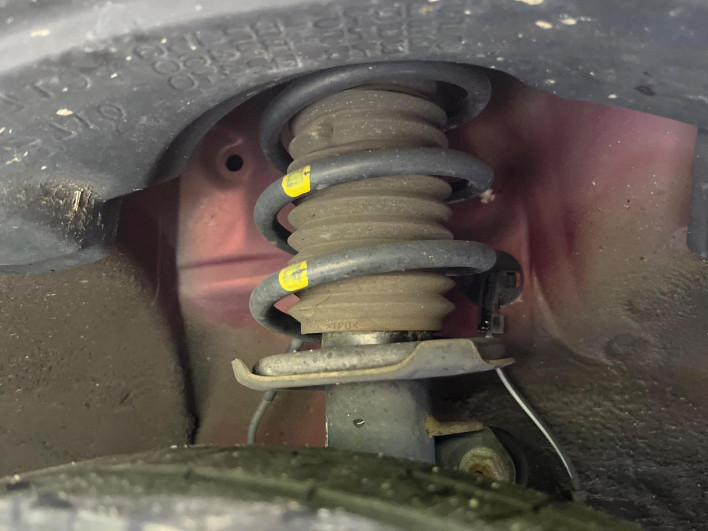 2016 Daihatsu Cast DBA-LA250S (UW-69f02185bad58)[13]