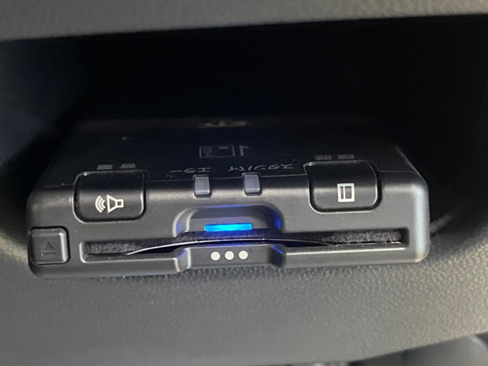 2018 Daihatsu Cast DBA-LA250S (UW-69f02186ec5bd)[27]