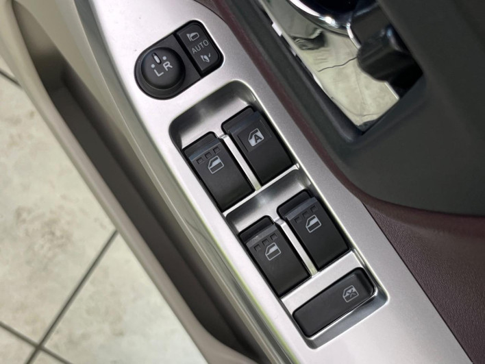 2019 Daihatsu Cast DBA-LA250S (UW-69f021875114b)[5]