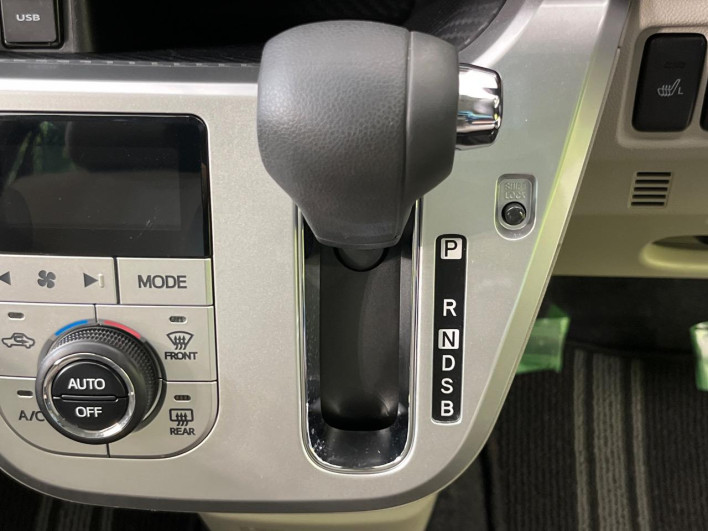 2019 Daihatsu Cast DBA-LA250S (UW-69f021875114b)[19]