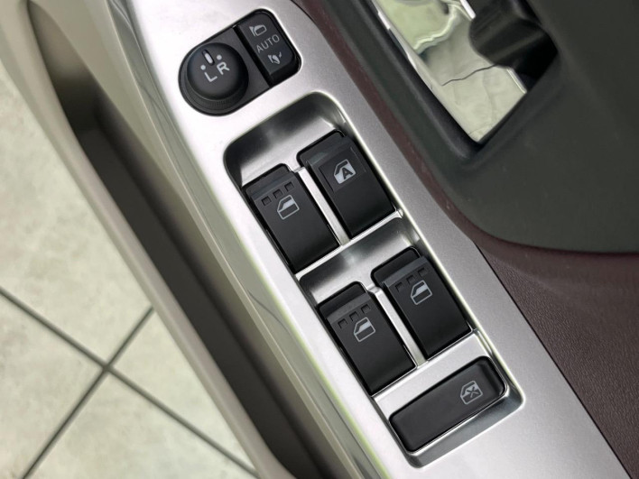 2019 Daihatsu Cast DBA-LA250S (UW-69f0218830655)[6]