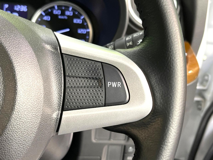 2020 Daihatsu Cast 5BA-LA250S (UW-69f02188e9087)[28]