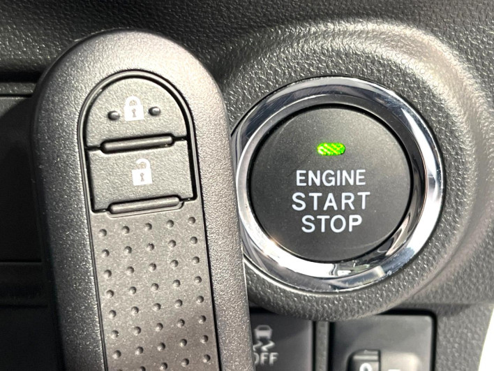 2020 Daihatsu Cast 5BA-LA250S (UW-69f02188e9087)[20]