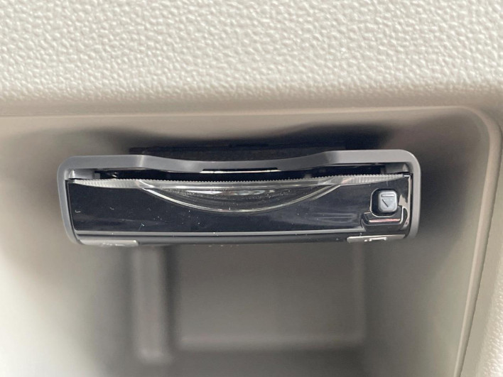 2017 Daihatsu Tanto DBA-LA600S (UW-69f0218f400d3)[22]