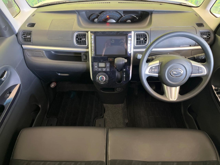 2017 Daihatsu Tanto DBA-LA600S (UW-69f0218f85b3d)[22]