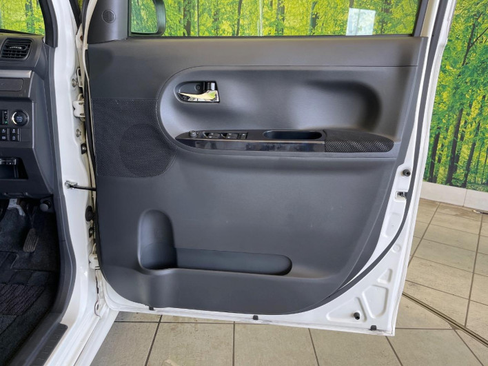 2017 Daihatsu Tanto DBA-LA600S (UW-69f0218f85b3d)[25]