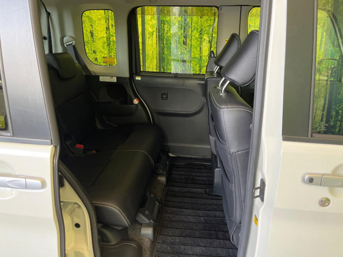 2017 Daihatsu Tanto DBA-LA600S (UW-69f0218f85b3d)[21]