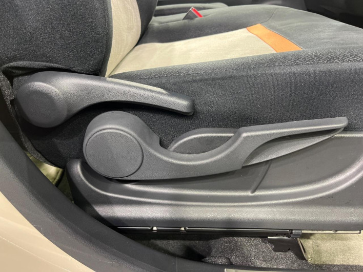 2019 Daihatsu Boon 5BA-M700S (UW-69f021a141620)[19]
