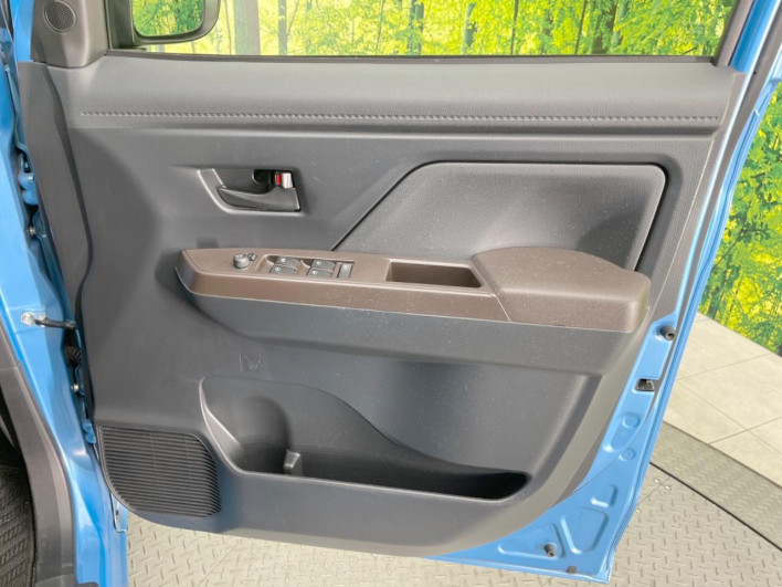 2017 Toyota TANK DBA-M900A (UW-69f021a354e13)[27]