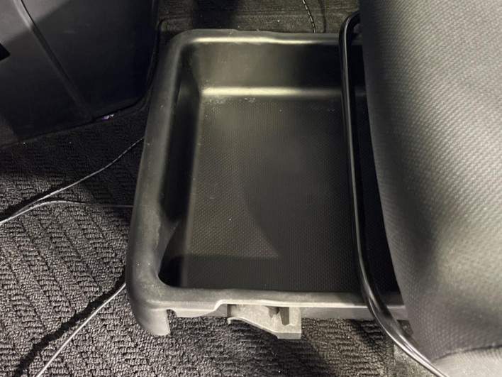 2018 Toyota Roomy DBA-M900A (UW-69f021a3b8f18)[27]