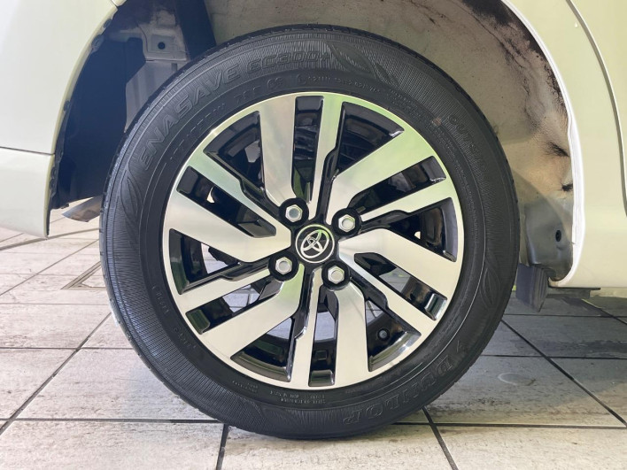 2020 Toyota Roomy 5BA-M900A (UW-69f021a57acf9)[21]