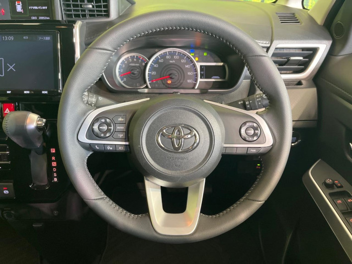 2020 Toyota Roomy 5BA-M900A (UW-69f021a57acf9)[26]