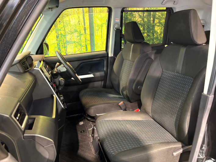 2021 Toyota Roomy 4BA-M900A (UW-69f021a5e7d48)[28]