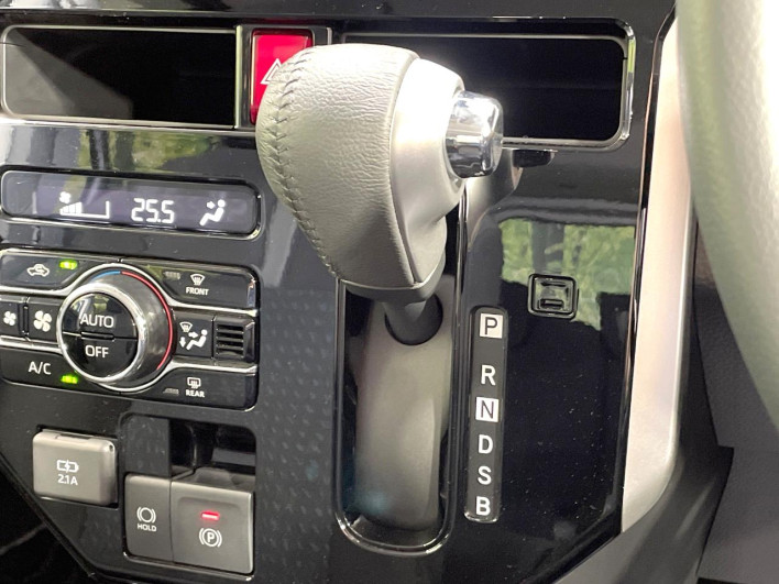 2021 Toyota Roomy 5BA-M900A (UW-69f021a6e28ea)[17]