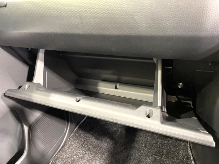 2021 Toyota Roomy 5BA-M900A (UW-69f021a6e28ea)[10]