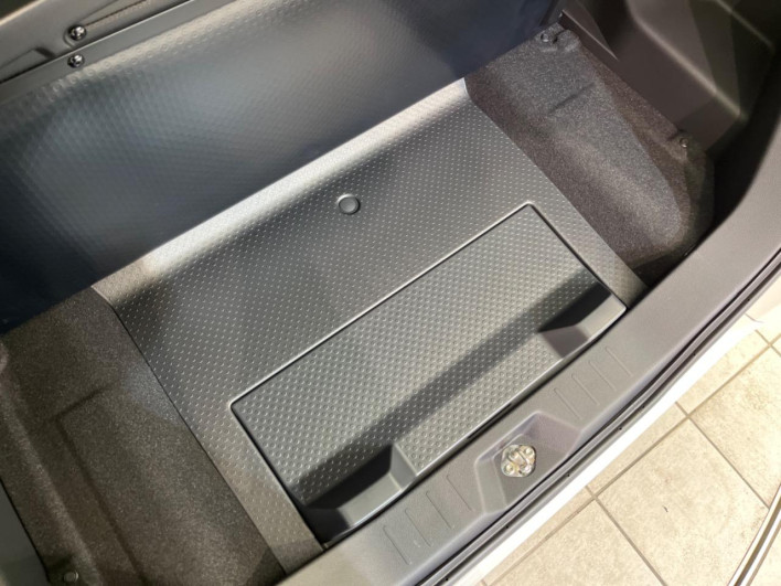 2022 Toyota Roomy 5BA-M900A (UW-69f021a7894a4)[24]