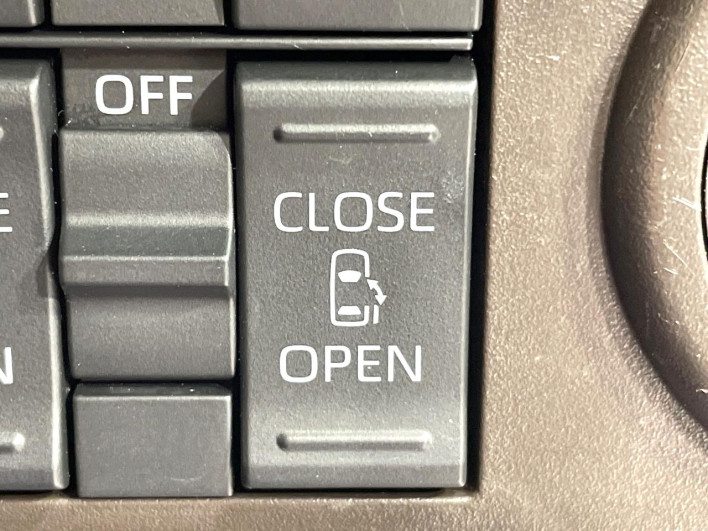 2023 Toyota Roomy 5BA-M900A (UW-69f021a8262b3)[23]