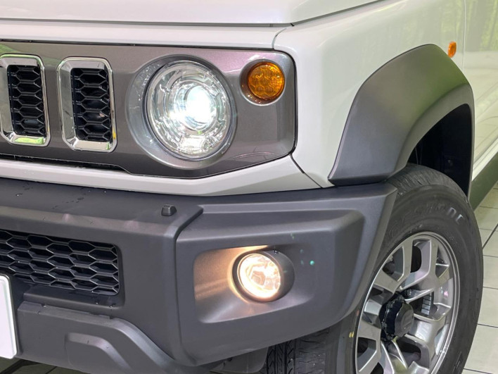 2025 Suzuki Jimny Nomad 3BA-JC74W (UW-69f021ab9a0e5)[18]