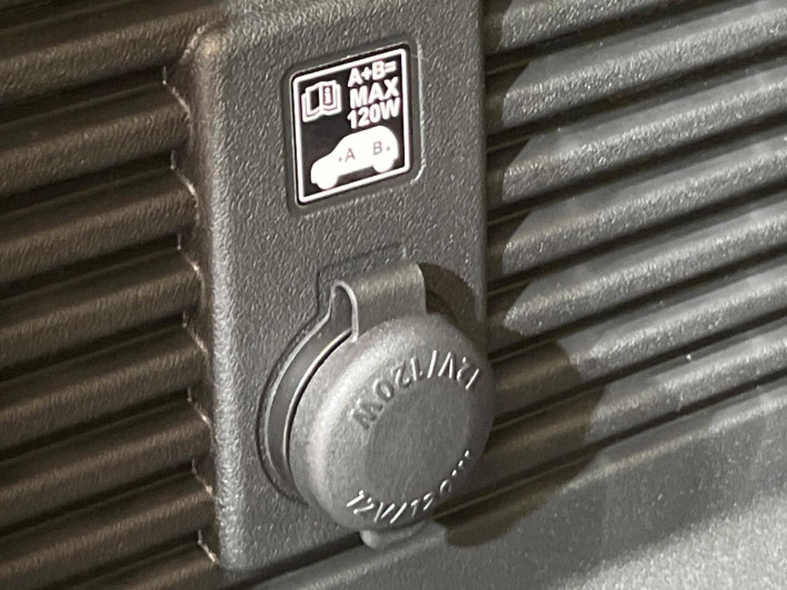 2026 Suzuki Jimny Nomad 3BA-JC74W (UW-69f021ad2534c)[12]